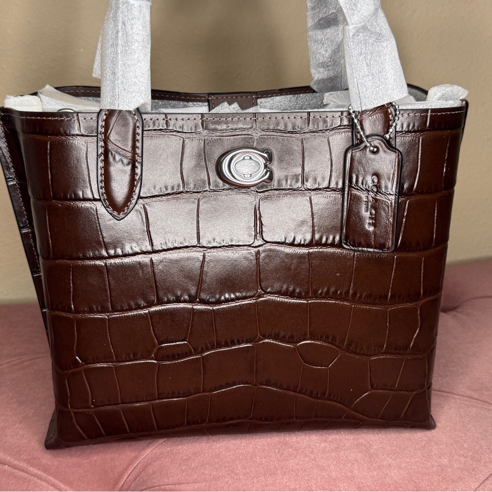 Coach Willow Crocodile Tote 24 Bag